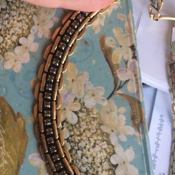 Jolie Sparkle Necklace - Picture 2 of 3